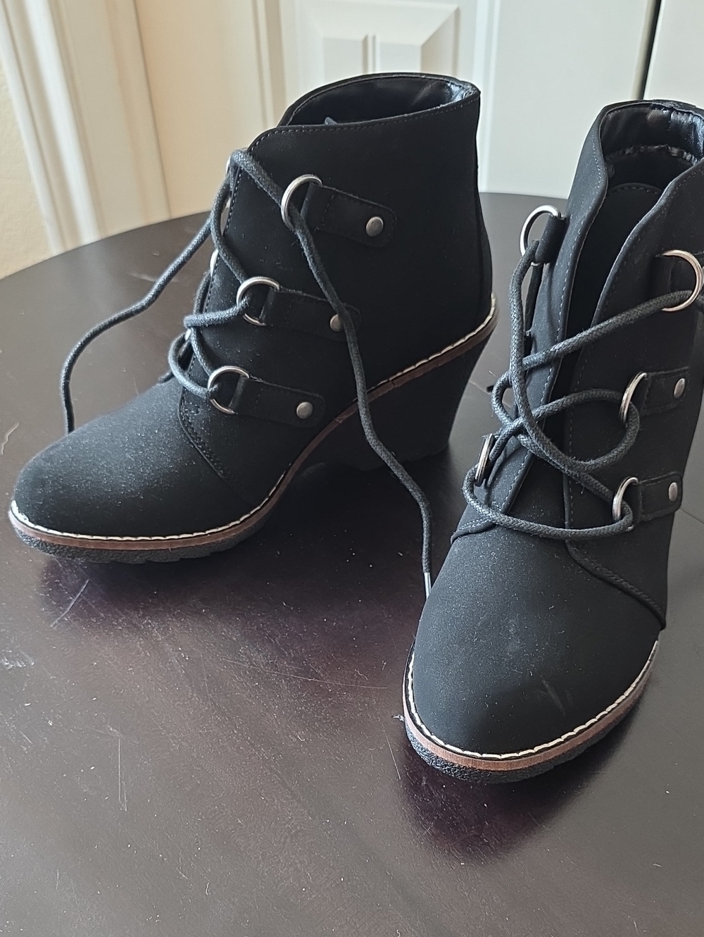 White Mountain Black Lace-Up Ankle Boots with Block Heel